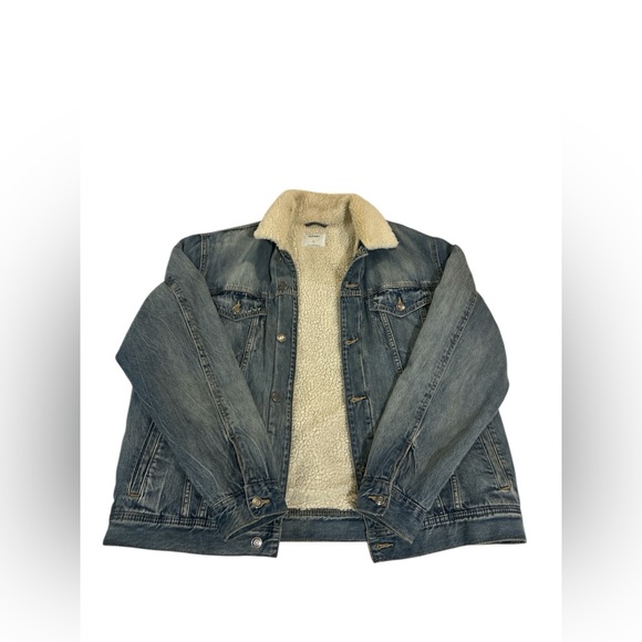 Old Navy Other - Old Navy Denim Jacket with Sherpa Lining